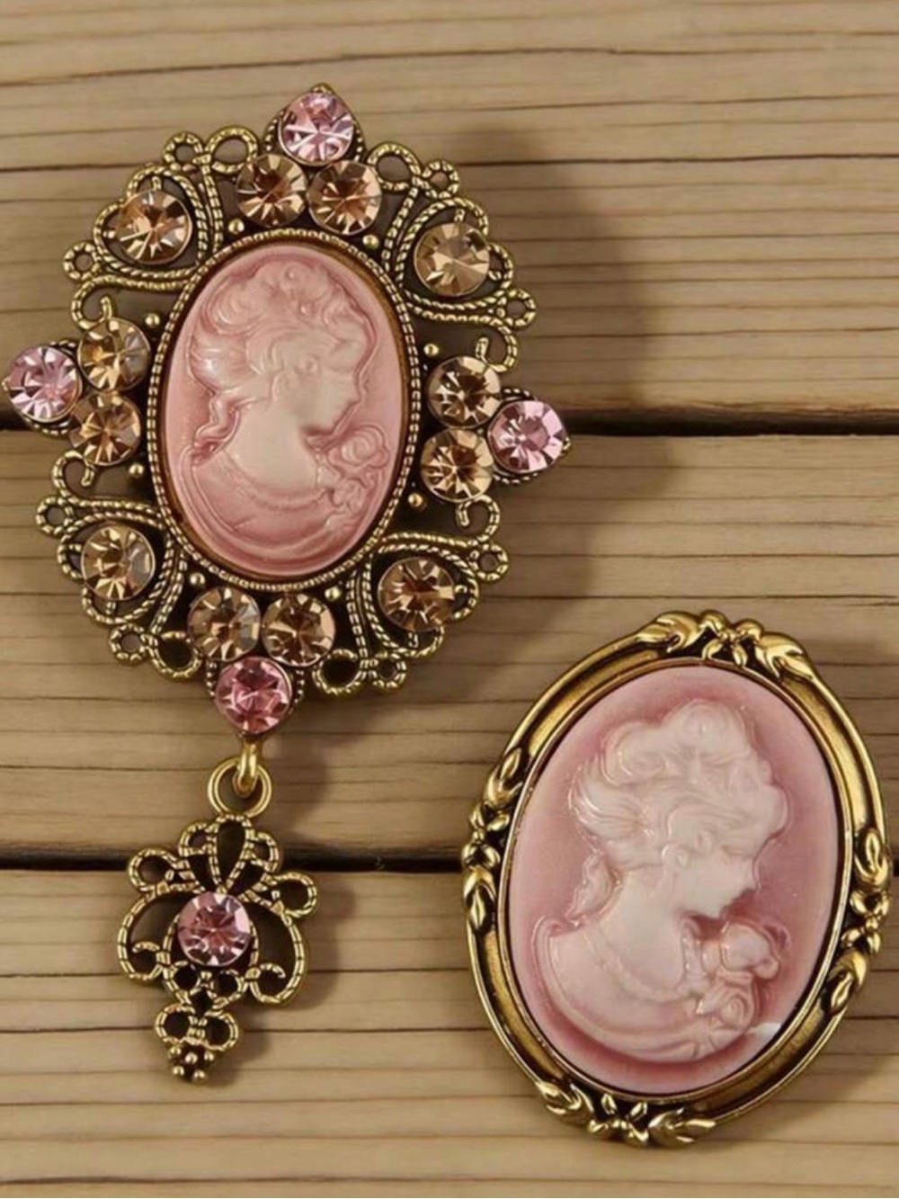 Antique Pink and Gold Cameo Brooch Set - Antique Women Jewelry - Picture 2 of 6